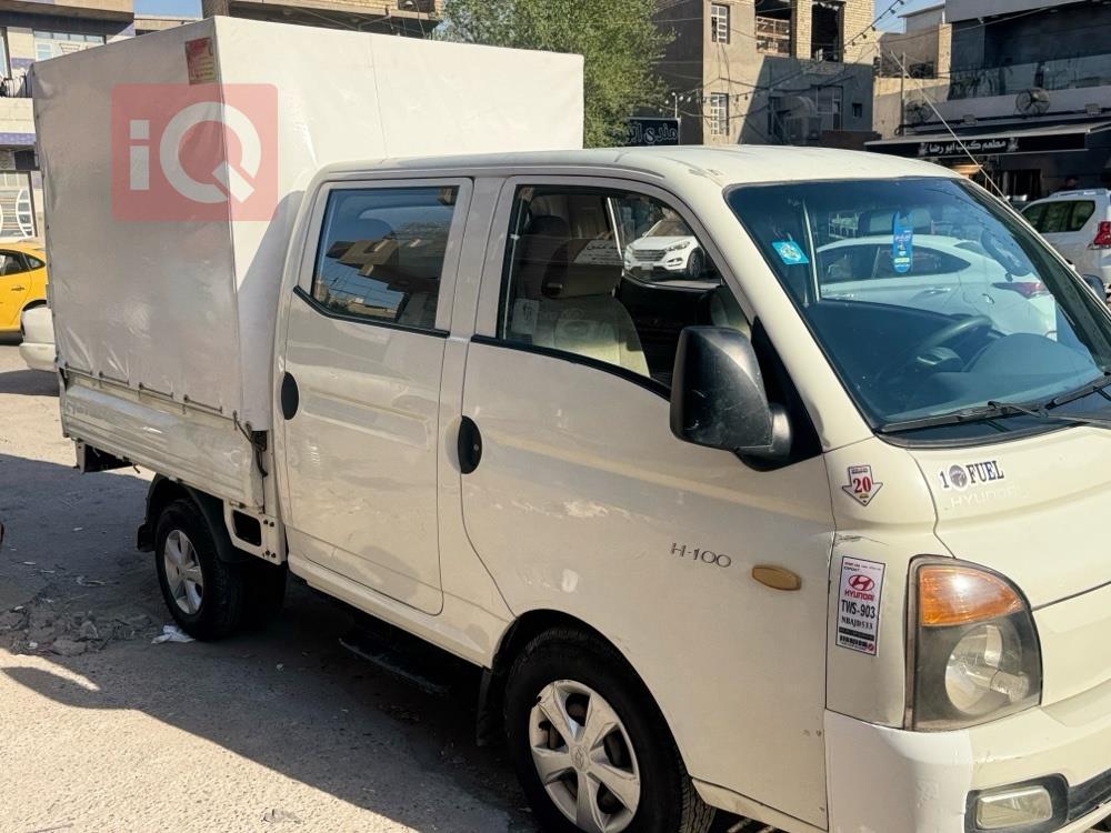 هیوندای H-100